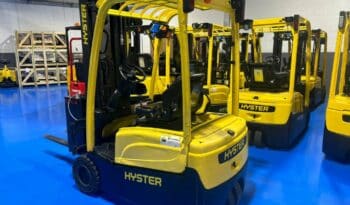 Carretilla Eléctrica 3 Ruedas HYSTER 1800 Kg, mástil Triple lleno