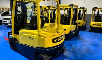 Carretilla Eléctrica 4 Ruedas HYSTER 3000 Kg lleno