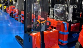 Apilador eléctrico HELI 1500 Kg – Mástil Triple CDD15J-ZSM lleno