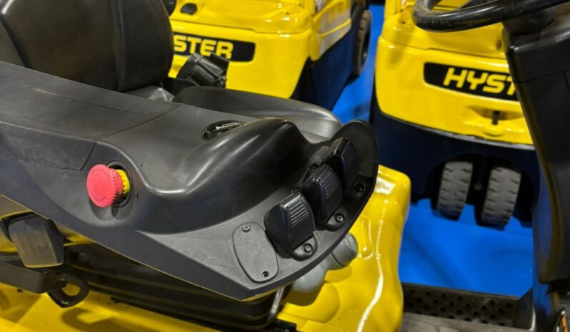 Carretilla elevadora eléctrica 3 ruedas HYSTER 1600 Kg lleno