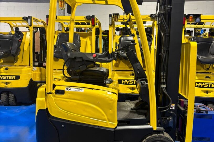 Carretilla HYSTER J1.6XNT SWB Compacta Grup KARBAR 2565 010
