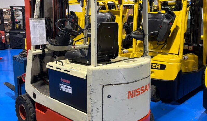 Carretilla elevadora eléctrica 4 ruedas NISSAN 1500 Kg lleno