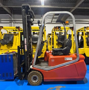 Carretilla BT C3E160 1.500 Kg Económica Grup KARBAR 1412 002