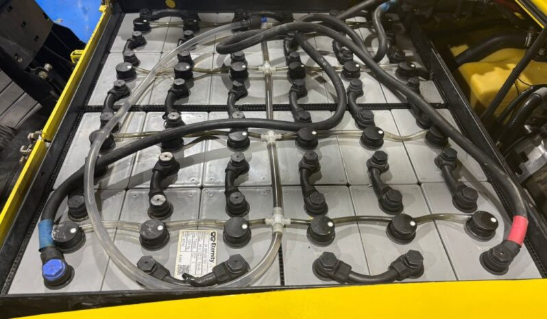 Carretilla Eléctrica 4 Ruedas HYSTER J2.0XN 2000Kg Mástil Triple lleno