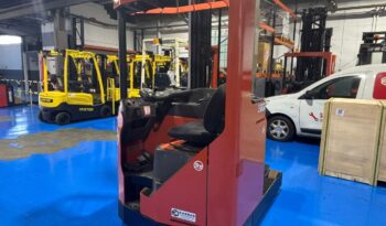 Retráctil BT 1600 Kg 8.000 mm Modelo RRB2 lleno