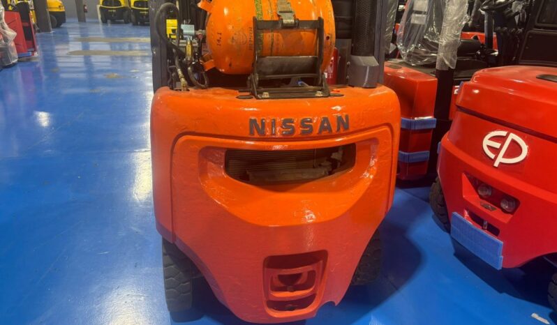 Carretilla elevadora GLP NISSAN 1800Kg mástil triple PD01A118PQ lleno